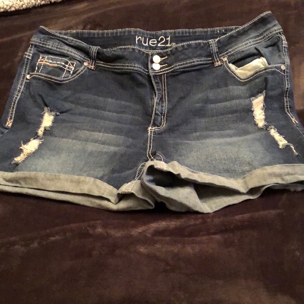 Women’s shorts